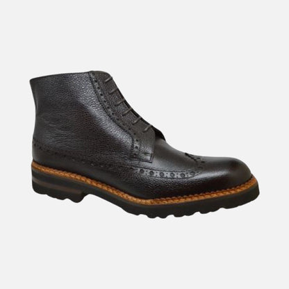 Toscana wingtip pebble grain rubber sole boot