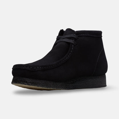 Clarks Originals Wallabee Black Suede Moc Toe Boots – Men’s Casual Lace-Up with Natural Crepe Sole
