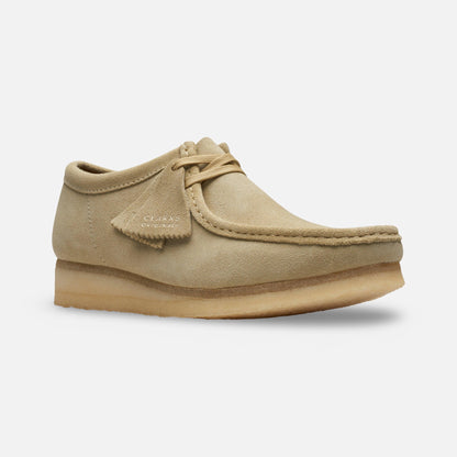 Clarks Originals Wallabee Maple Suede Men’s Shoes – Classic Moc Toe with Natural Crepe Sole