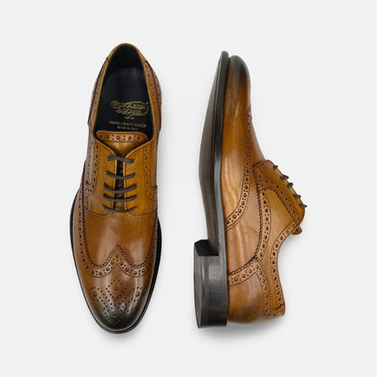 Calzoleria Toscana Dark Caramel Wingtip Brogue A484 – Handcrafted, Hand-Painted in Italy